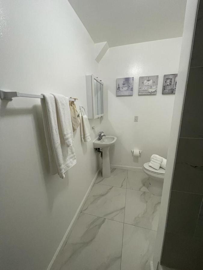Guest House Near Downtown Μαϊάμι Εξωτερικό φωτογραφία